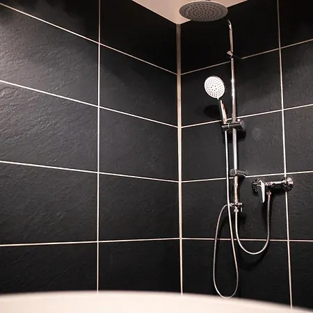 Malom Udvar Vendeghaz Apartment Obanya